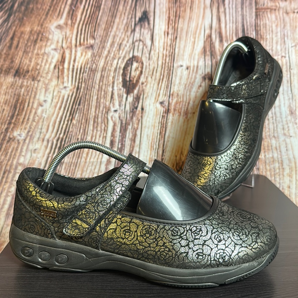 Therafit Metallic Rose Mary Janes Shoes Womens Sz 10.5